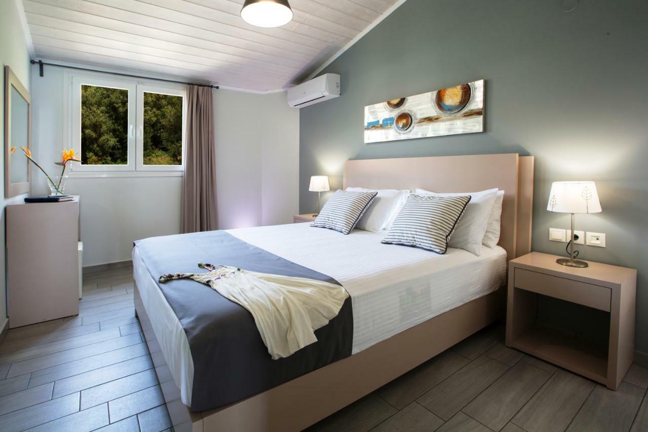 Captain Nick Aparthotel Mikros Gialos Exterior foto